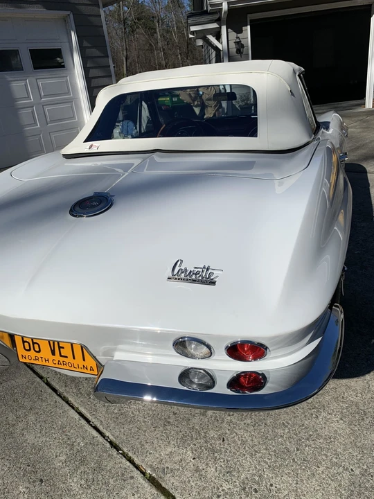 1966 Chevrolet Corvette C2 - Image 16 of 31