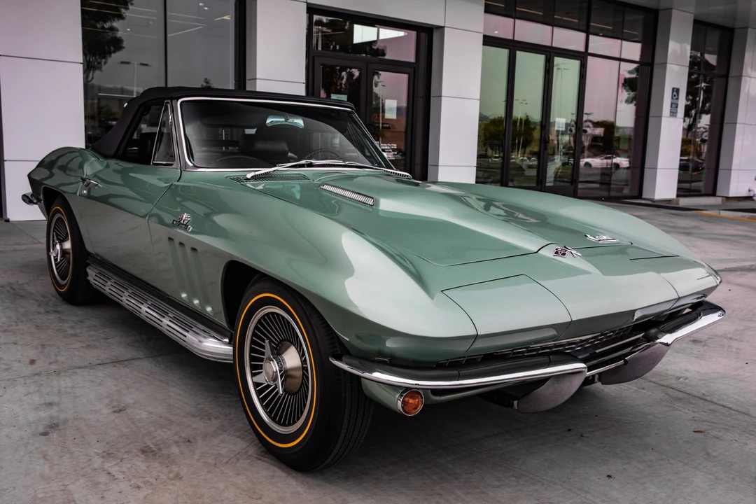 1966 Chevrolet Corvette C2 - Image 8 of 31