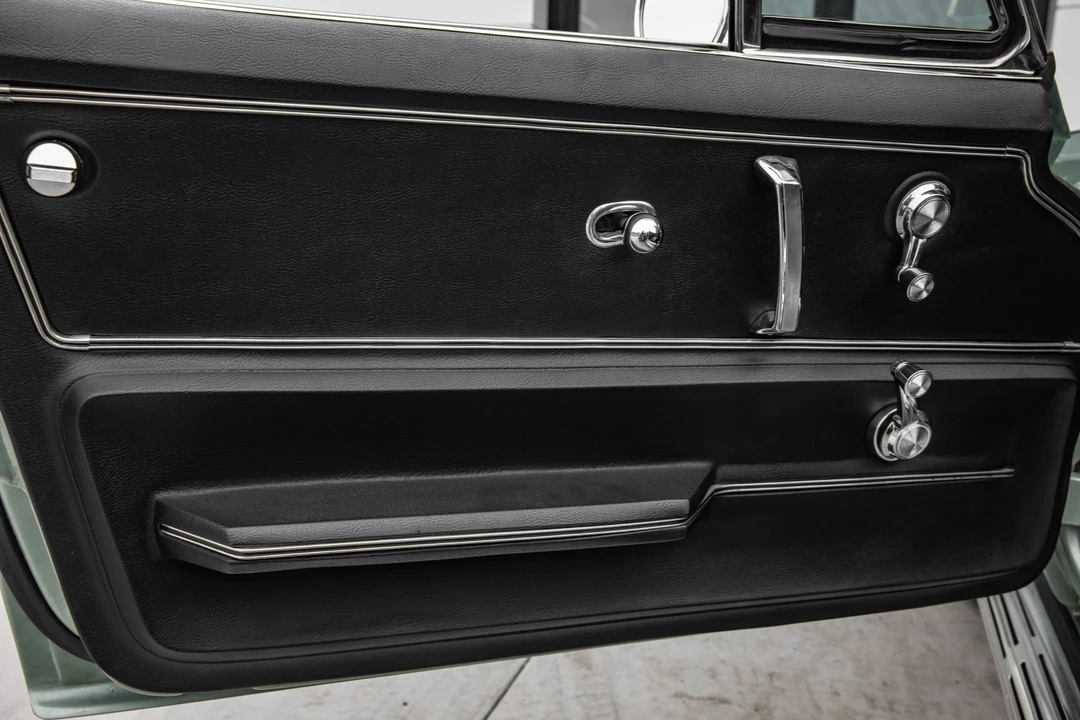 1966 Chevrolet Corvette C2 - Image 30 of 31