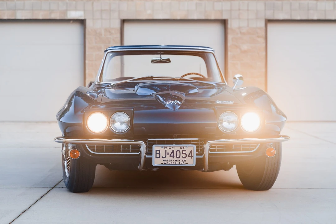 1966 Chevrolet Corvette C2 - Image 2 of 31