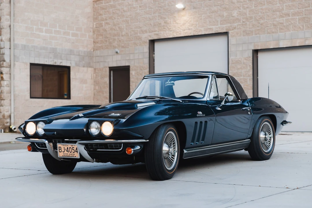 1966 Chevrolet Corvette C2 - Image 3 of 31