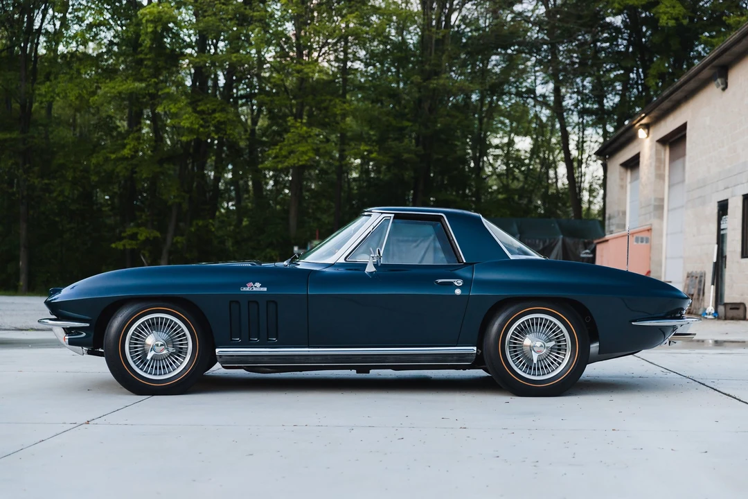 1966 Chevrolet Corvette C2 - Image 4 of 31