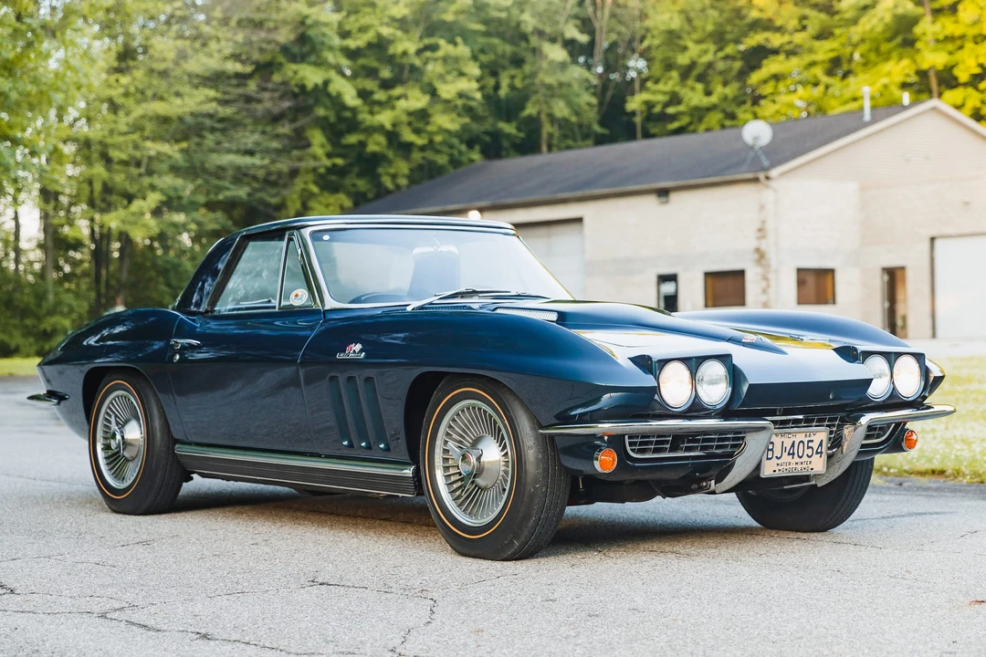 1966 Chevrolet Corvette C2 - Image 16 of 31