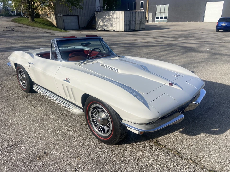 1966 Chevrolet Corvette C2 - Image 4 of 31