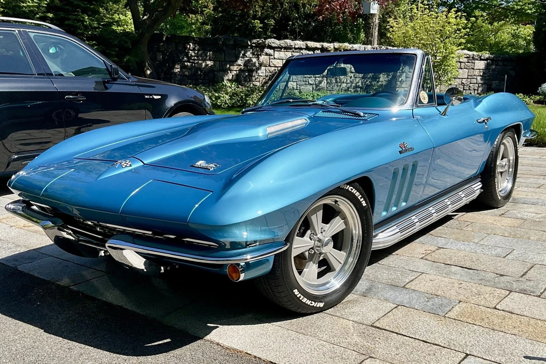 1966 Chevrolet Corvette C2 427 - Image 1 of 31