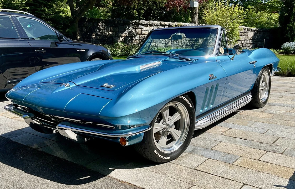 1966 Chevrolet Corvette C2 427 - Image 2 of 31