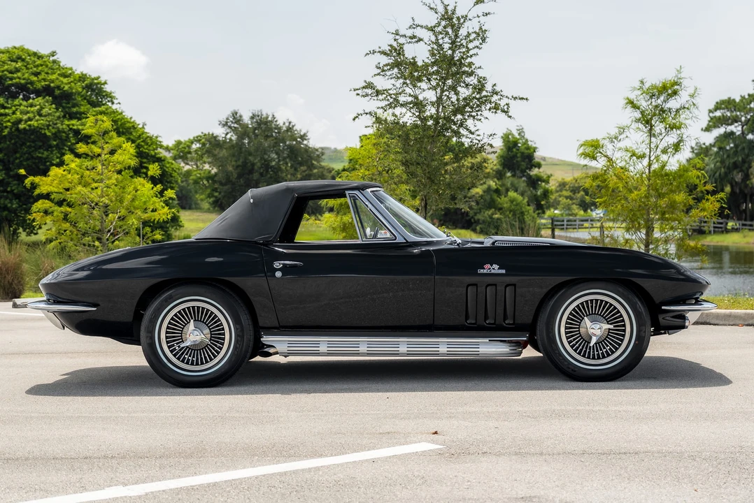 1966 Chevrolet Corvette C2 427 - Image 12 of 31
