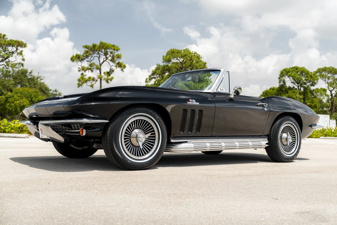 1966 Chevrolet Corvette C2 427 - Image 2 of 31