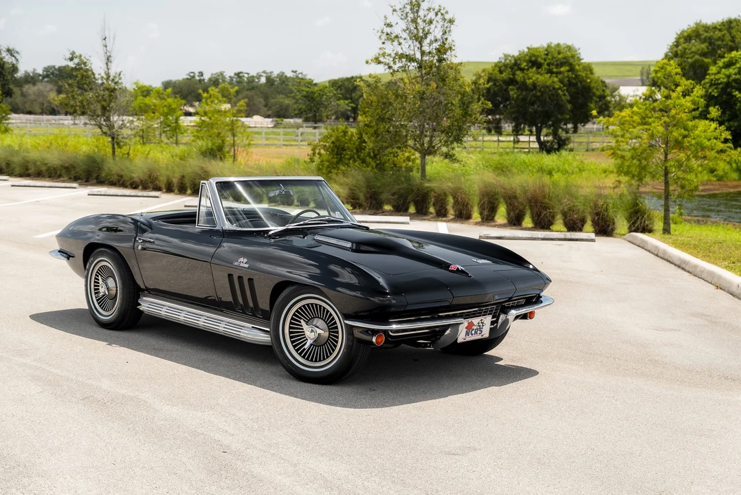 1966 Chevrolet Corvette C2 427 - Image 16 of 31