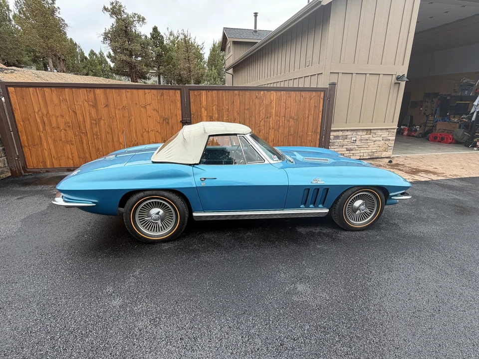 1966 Chevrolet Corvette C2 427 - Image 17 of 31