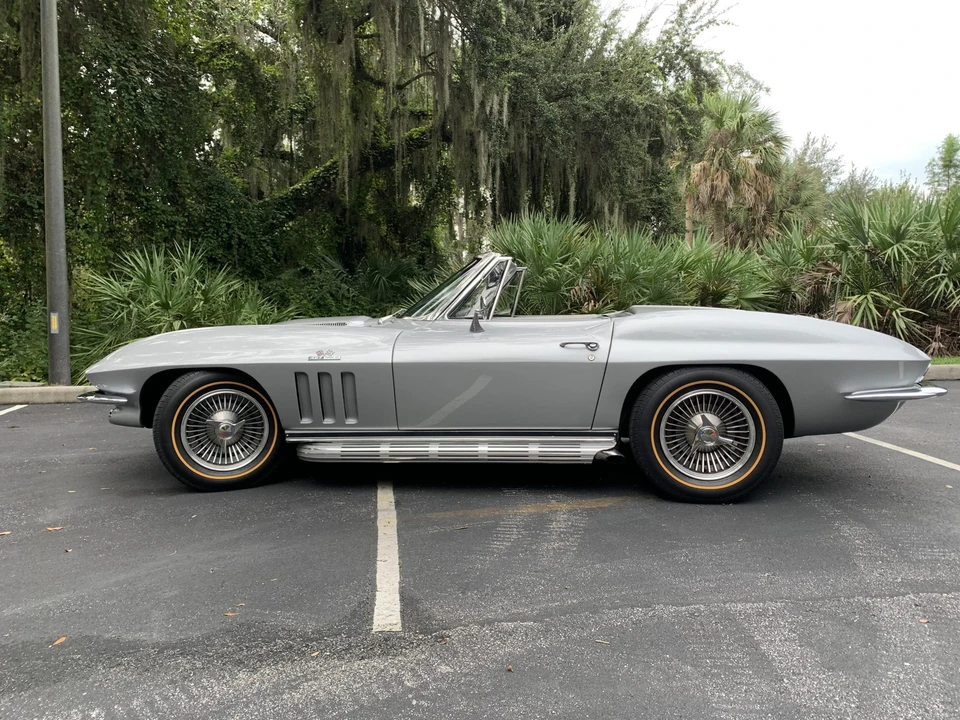 1966 Chevrolet Corvette C2 - Image 9 of 31