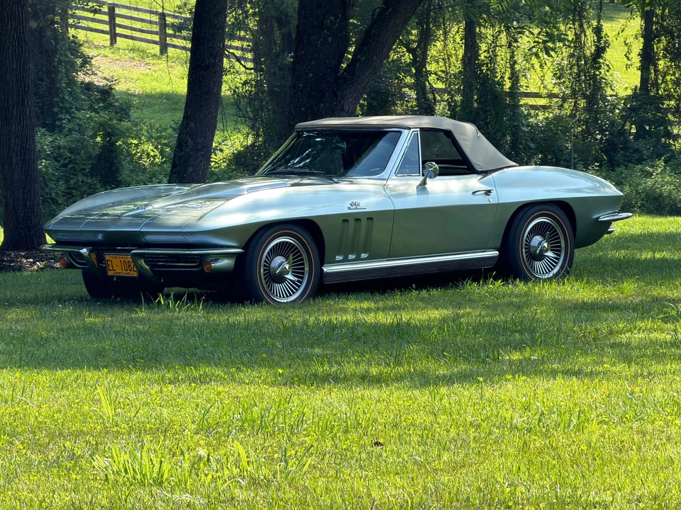 1966 Chevrolet Corvette C2 427 - Image 25 of 31