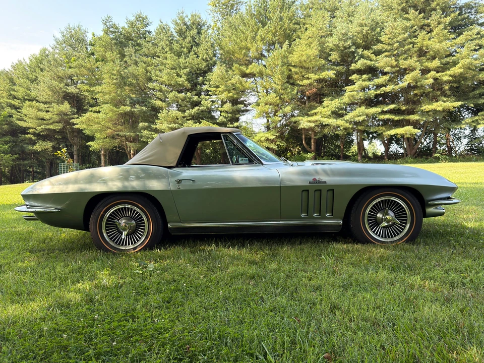 1966 Chevrolet Corvette C2 427 - Image 28 of 31
