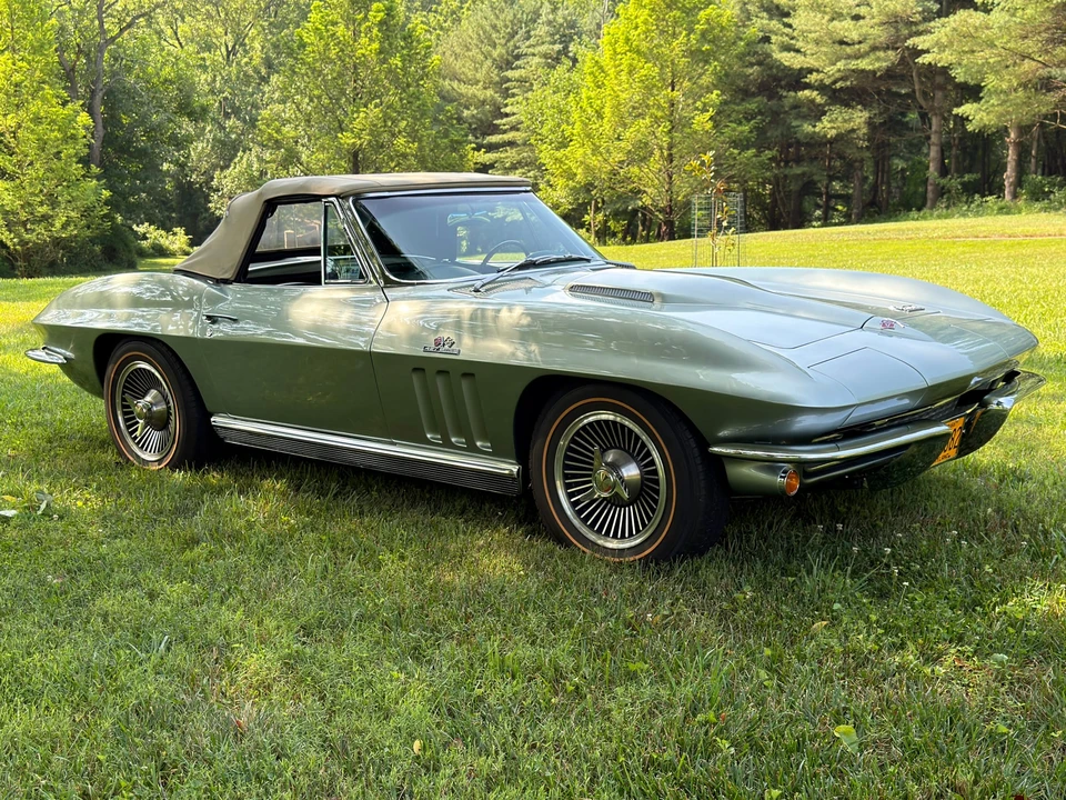 1966 Chevrolet Corvette C2 427 - Image 27 of 31