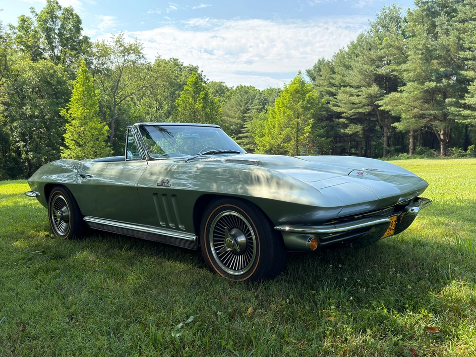 1966 Chevrolet Corvette C2 427 - Image 9 of 31