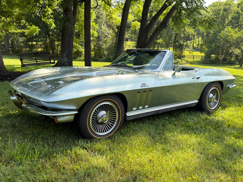 1966 Chevrolet Corvette C2 427 - Image 2 of 31