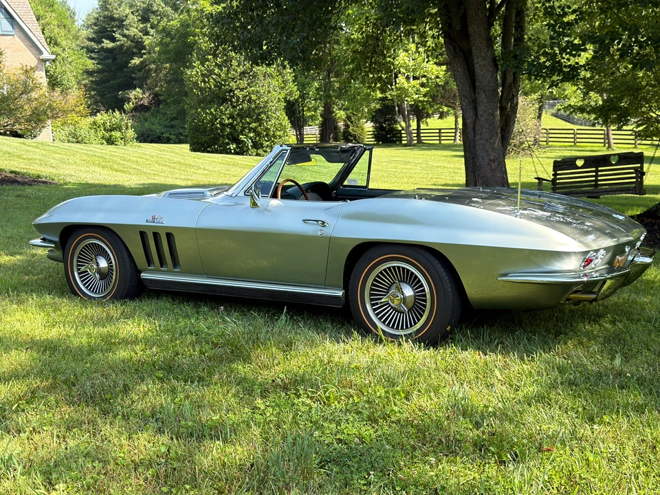 1966 Chevrolet Corvette C2 427 - Image 20 of 31