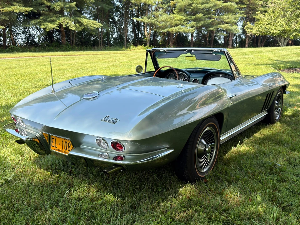 1966 Chevrolet Corvette C2 427 - Image 15 of 31