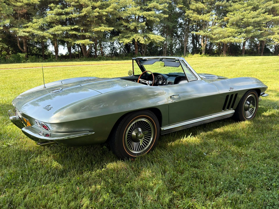 1966 Chevrolet Corvette C2 427 - Image 14 of 31