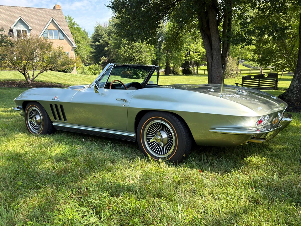 1966 Chevrolet Corvette C2 427 - Image 18 of 31