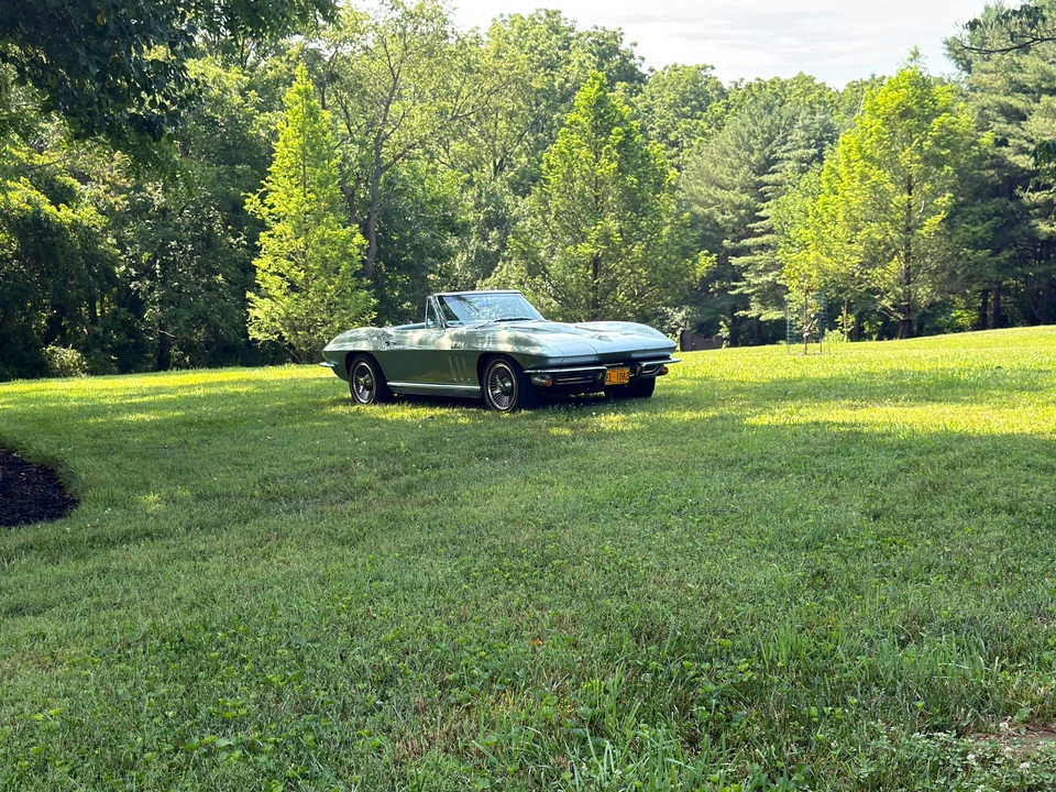 1966 Chevrolet Corvette C2 427 - Image 7 of 31