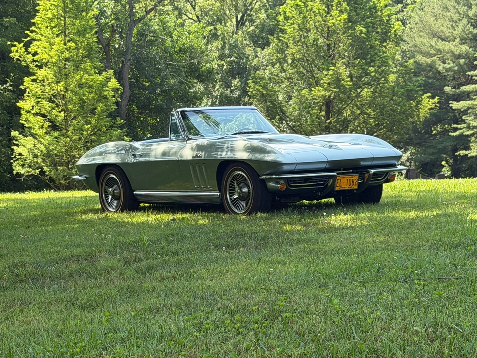 1966 Chevrolet Corvette C2 427 - Image 8 of 31