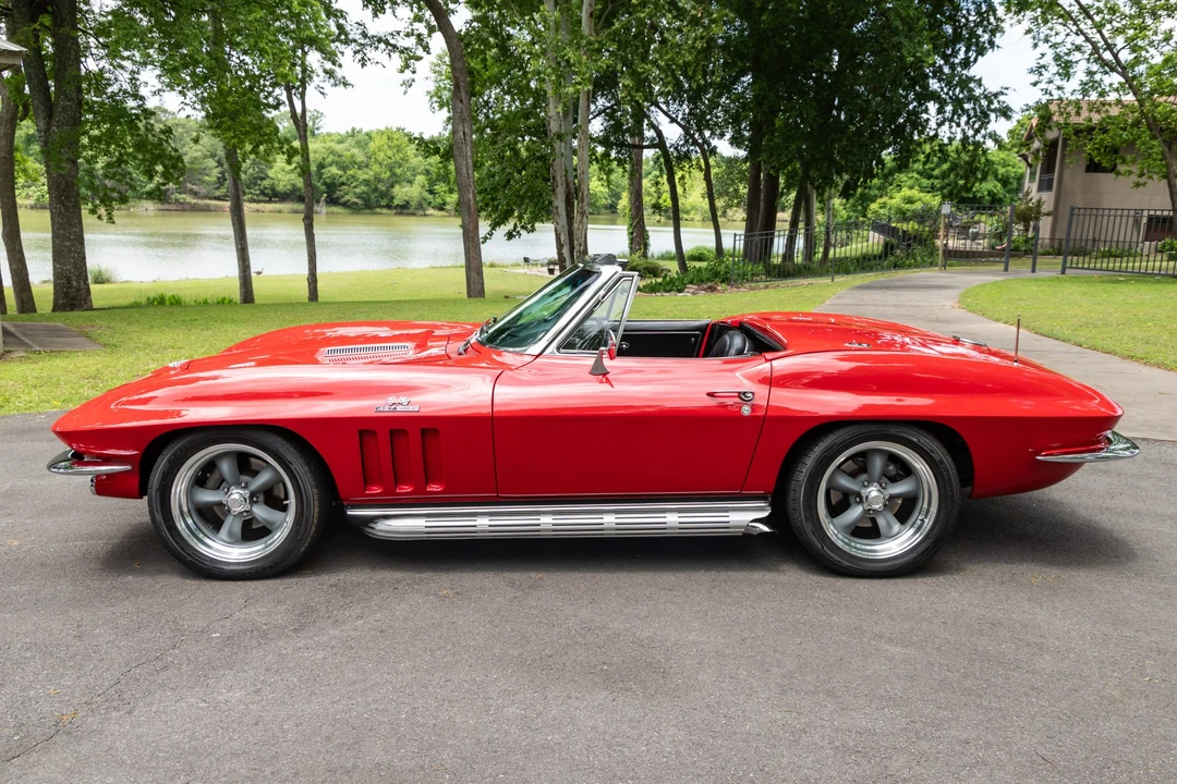 1966 Chevrolet Corvette C2 427 - Image 10 of 31