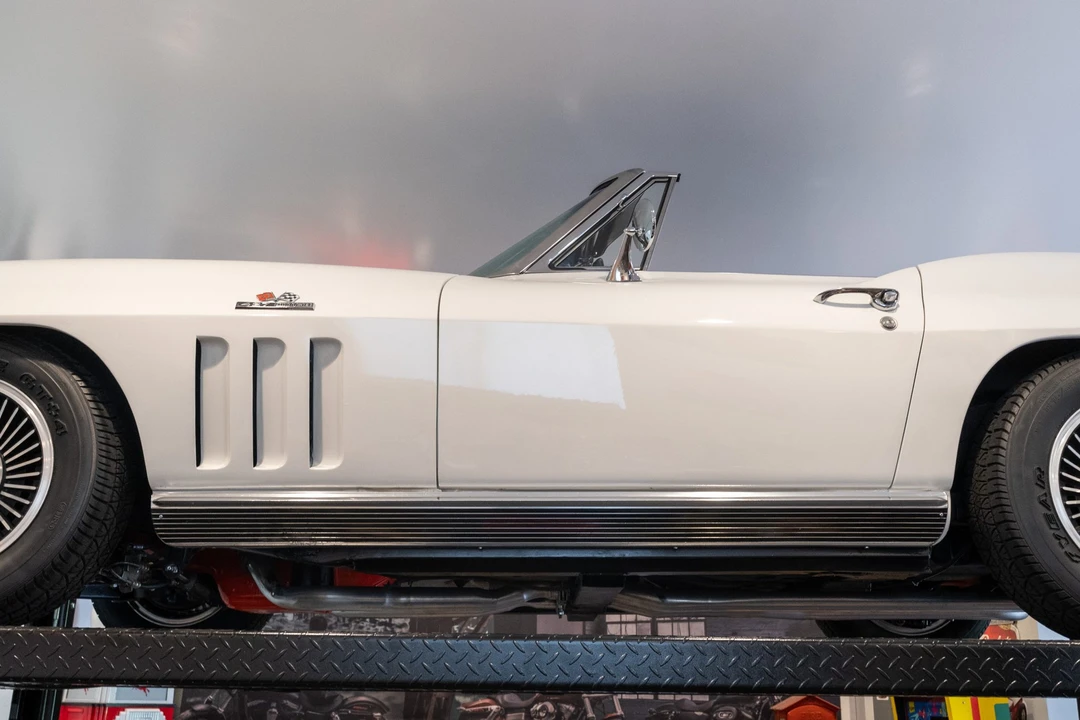 1966 Chevrolet Corvette C2 427 - Image 24 of 31
