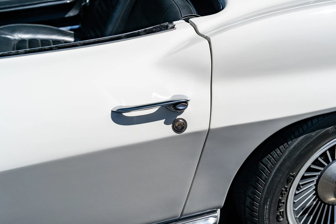 1966 Chevrolet Corvette C2 427 - Image 23 of 31