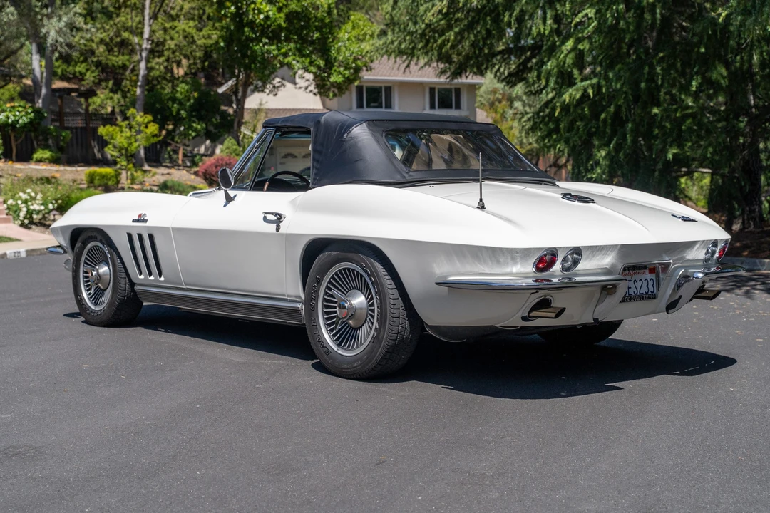 1966 Chevrolet Corvette C2 427 - Image 20 of 31