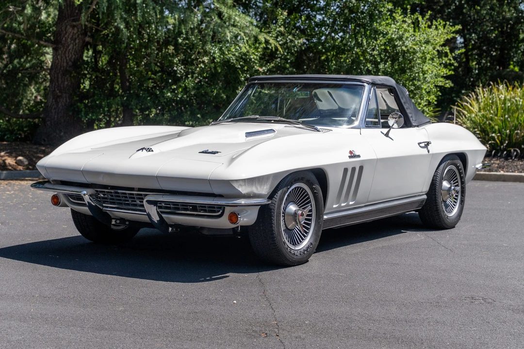 1966 Chevrolet Corvette C2 427 - Image 14 of 31