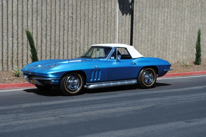 1966 Chevrolet Corvette C2 - Image 10 of 31