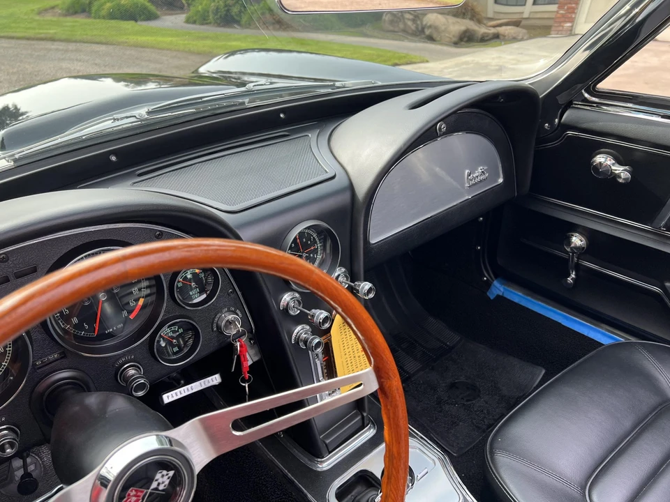 1966 Chevrolet Corvette C2 - Image 28 of 31