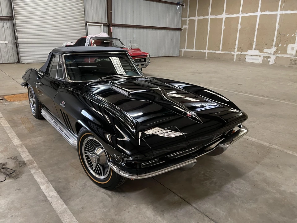 1966 Chevrolet Corvette C2 - Image 16 of 31