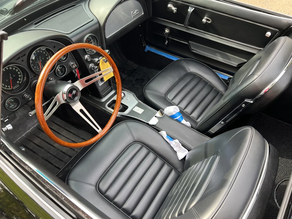 1966 Chevrolet Corvette C2 - Image 25 of 31