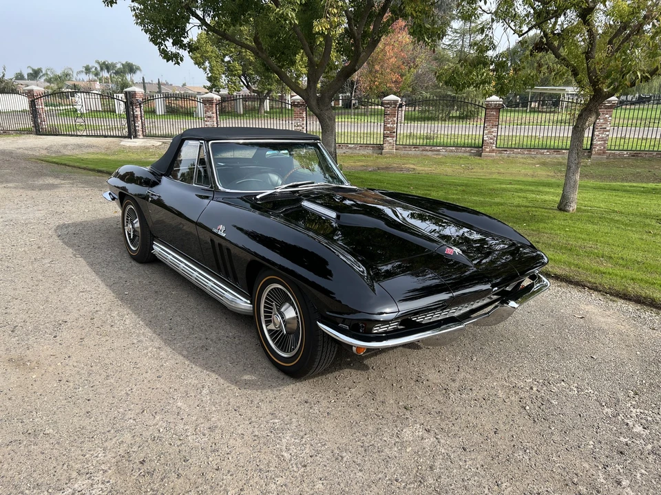 1966 Chevrolet Corvette C2 - Image 15 of 31