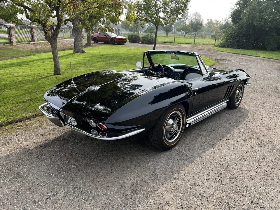 1966 Chevrolet Corvette C2 - Image 7 of 31