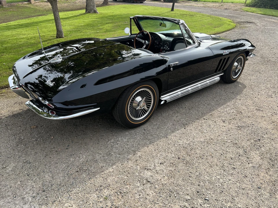 1966 Chevrolet Corvette C2 - Image 6 of 31