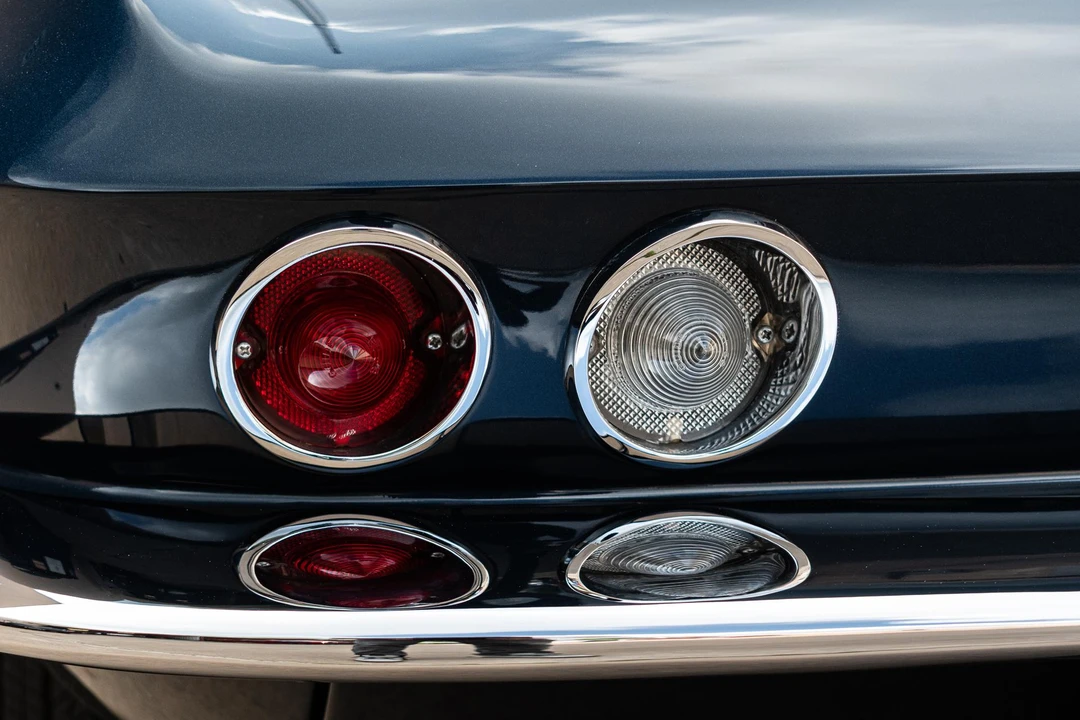 1966 Chevrolet Corvette C2 - Image 22 of 31