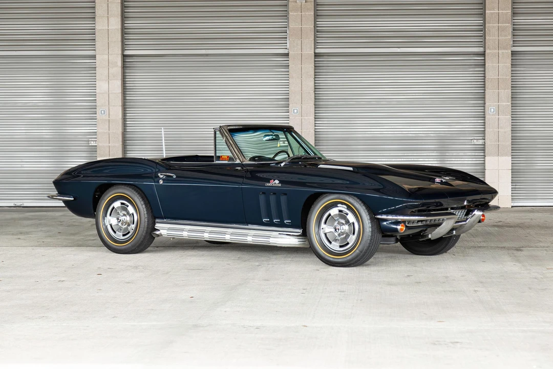 1966 Chevrolet Corvette C2 - Image 2 of 31