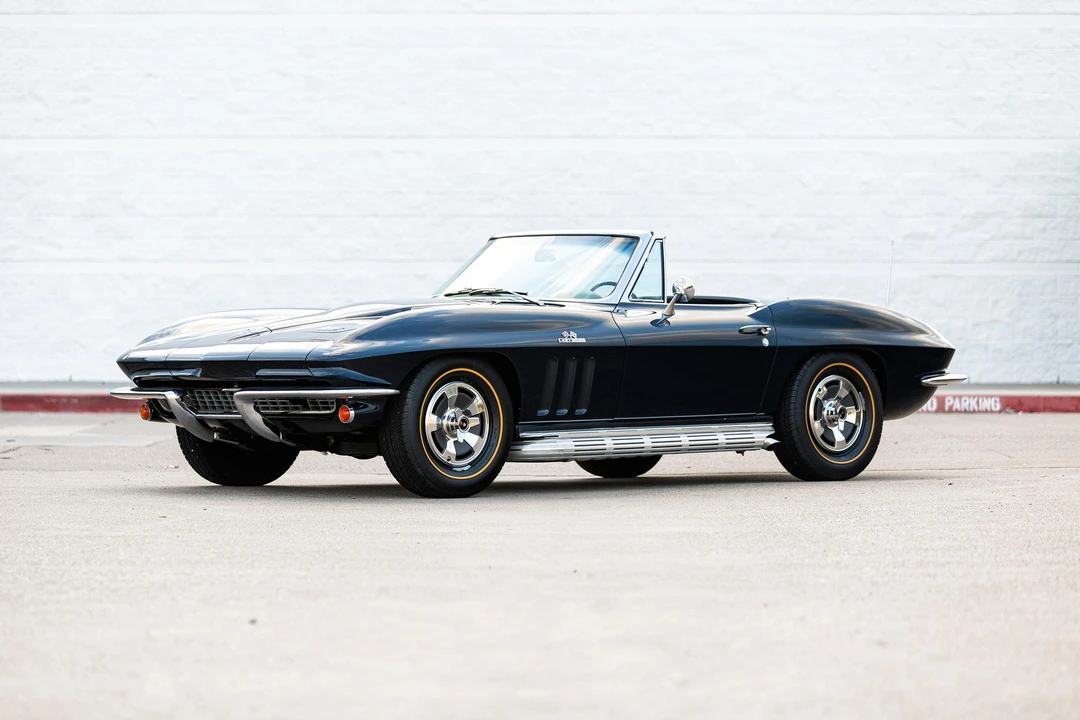 1966 Chevrolet Corvette C2 - Image 3 of 31