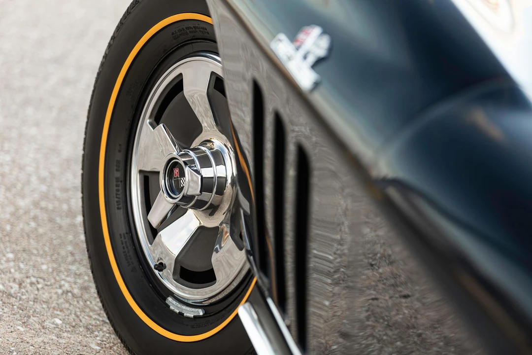 1966 Chevrolet Corvette C2 - Image 14 of 31