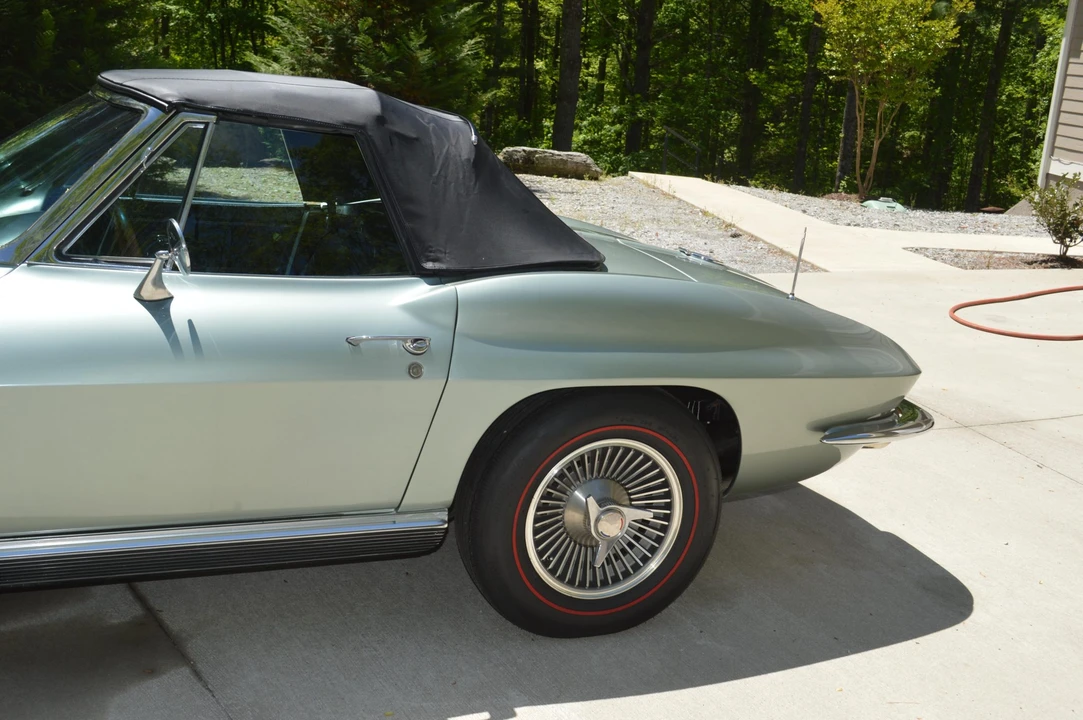 1966 Chevrolet Corvette C2 - Image 28 of 31