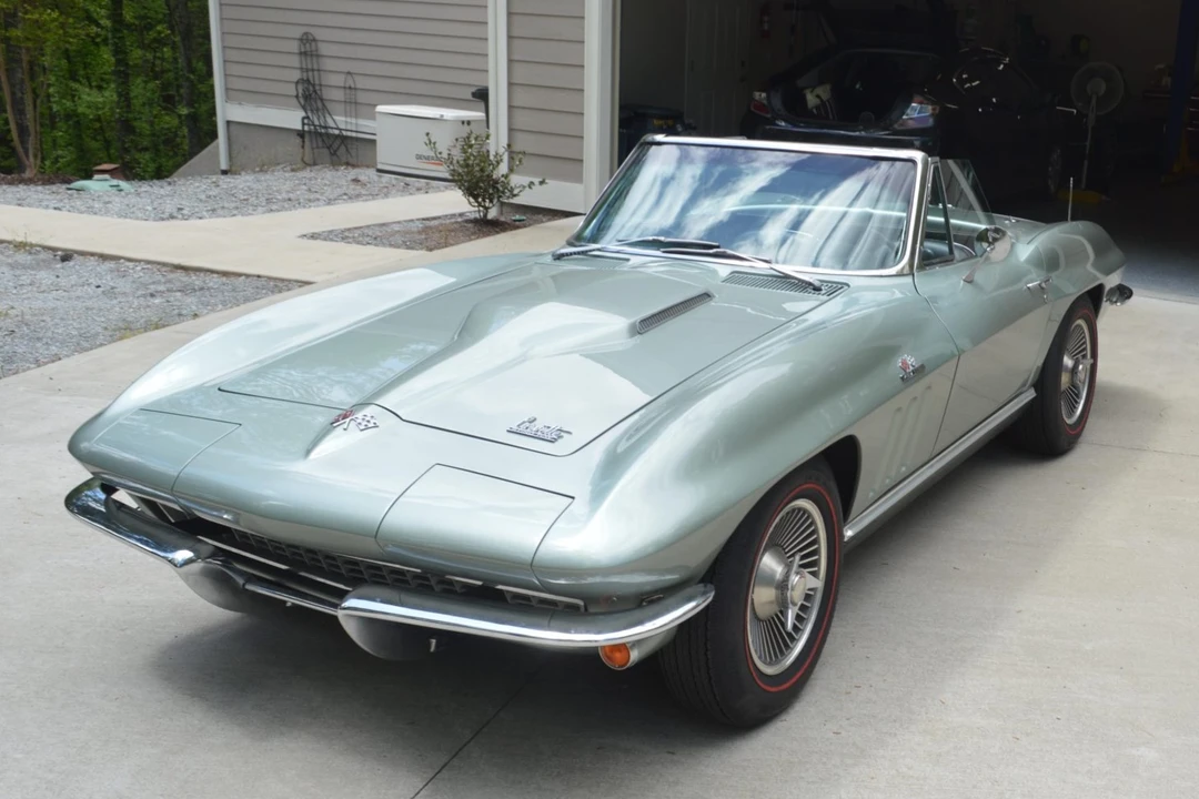 1966 Chevrolet Corvette C2 - Image 1 of 31