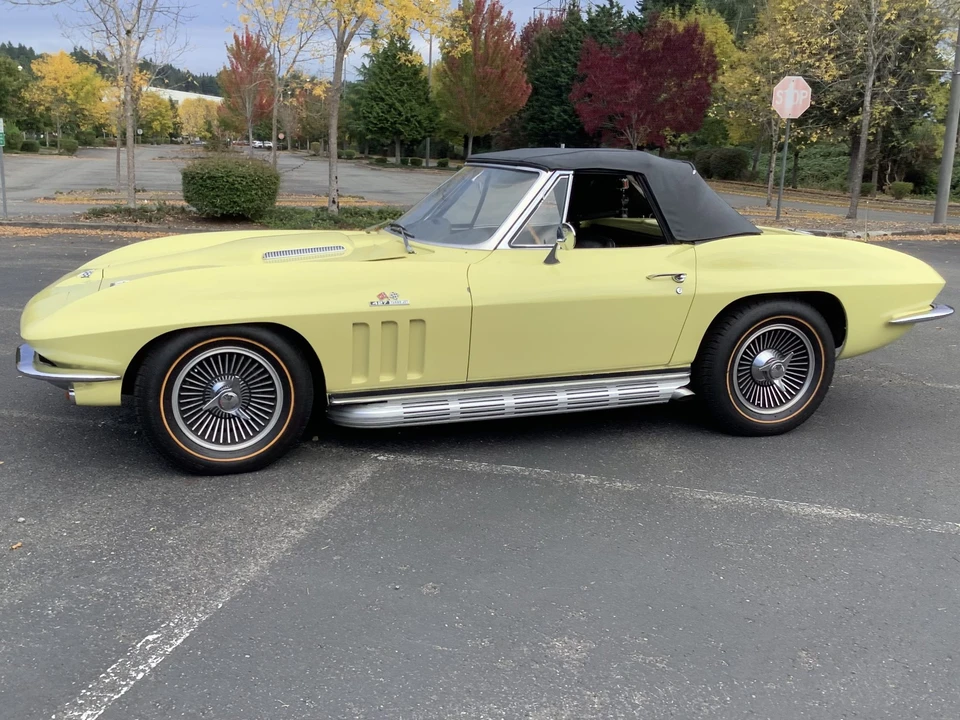 1966 Chevrolet Corvette C2 - Image 21 of 31