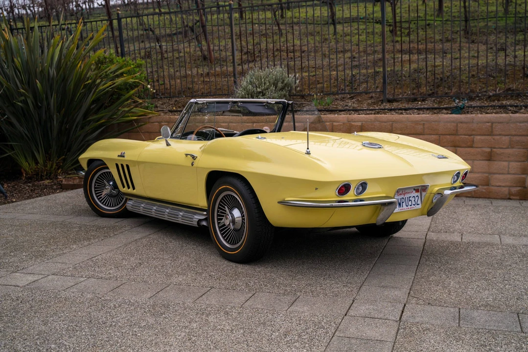 1966 Chevrolet Corvette C2 - Image 13 of 31