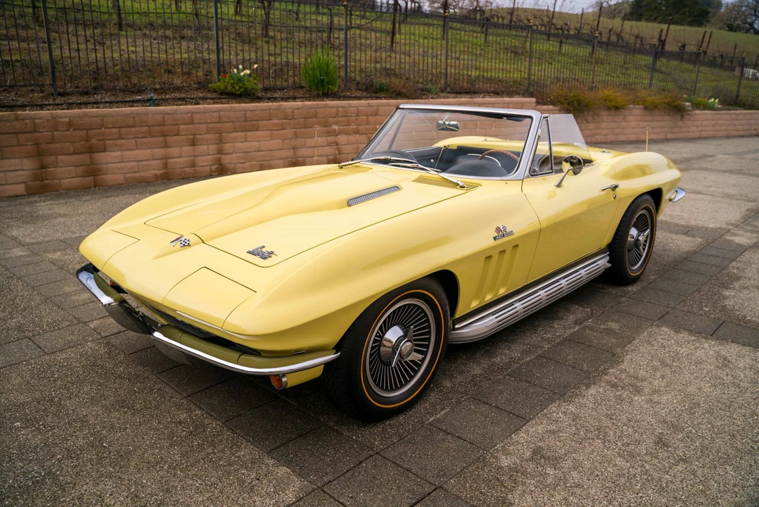 1966 Chevrolet Corvette C2 - Image 3 of 31