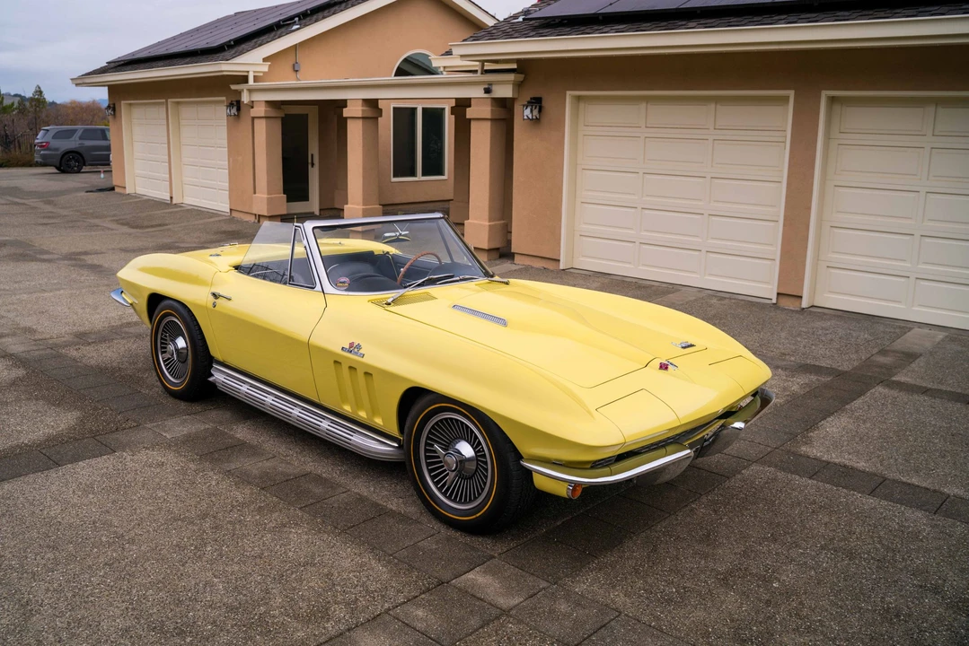 1966 Chevrolet Corvette C2 - Image 11 of 31