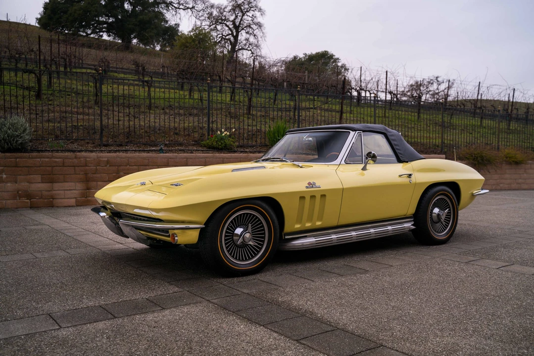 1966 Chevrolet Corvette C2 - Image 23 of 31