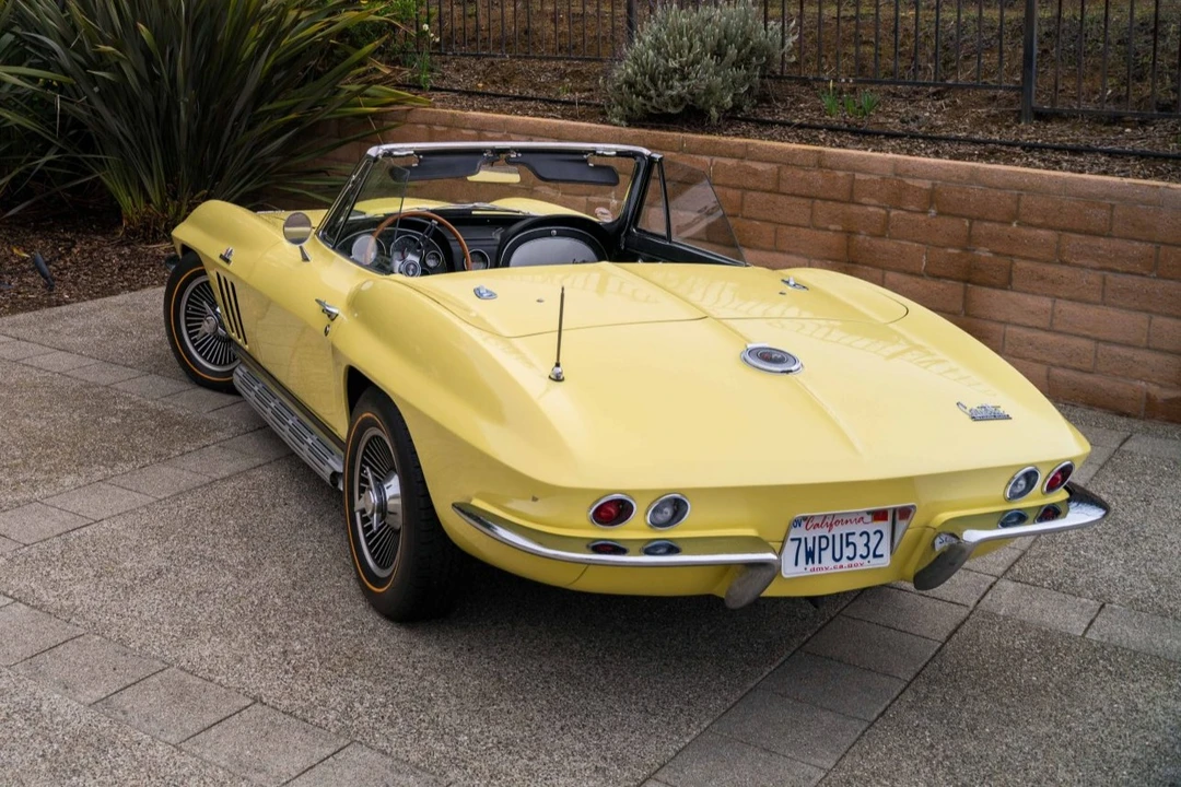 1966 Chevrolet Corvette C2 - Image 16 of 31